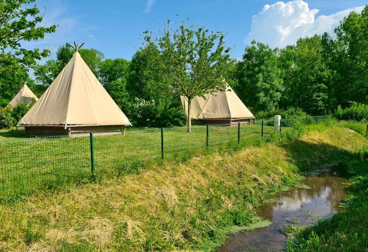 Resort & Camping - Val De Braye Bessé-sur-Braye Dış mekan fotoğraf