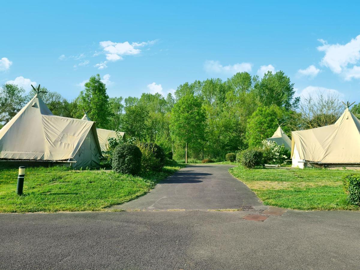 Resort & Camping - Val De Braye Bessé-sur-Braye Dış mekan fotoğraf