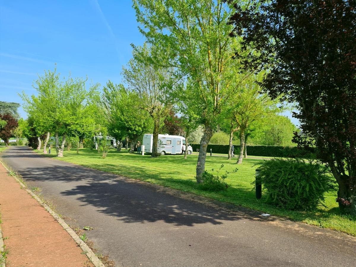 Resort & Camping - Val De Braye Bessé-sur-Braye Dış mekan fotoğraf